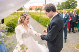 Svatba_Kamila a Jiri_Spalene Porici_FB-0140